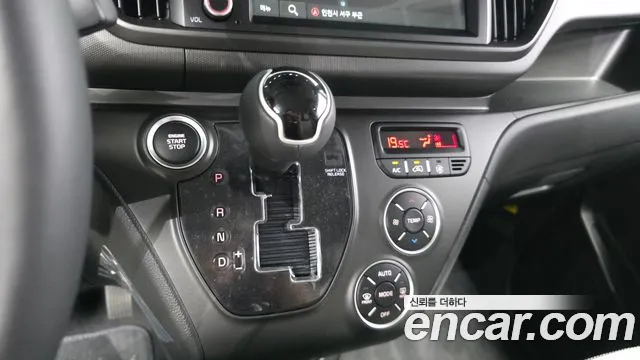 Kia RAY Новый Kia Ray Signature — Фото автомобиля 9