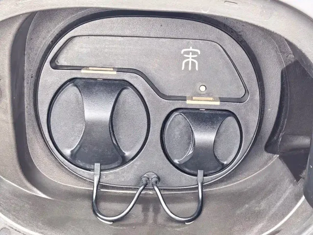 BYD Song L DM-i — Фото автомобиля 24