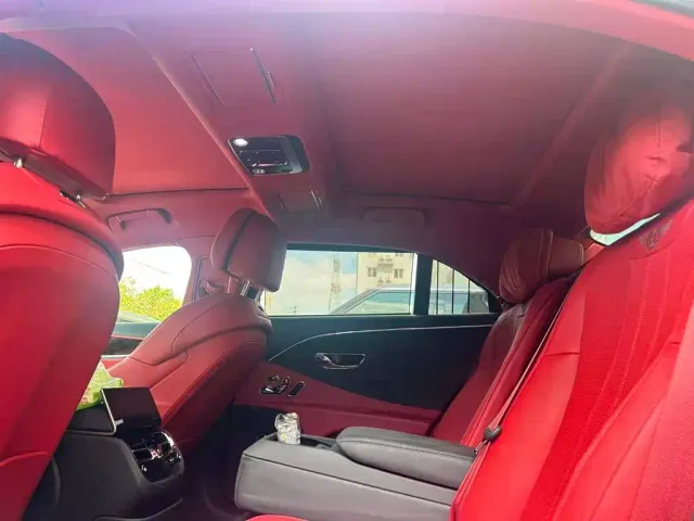 Bentley Flying Spur — Фото автомобиля 6