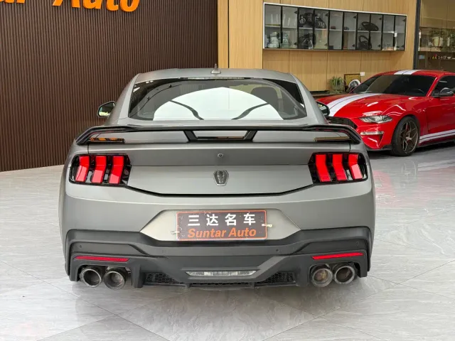 Ford Mustang — Фото автомобиля 5