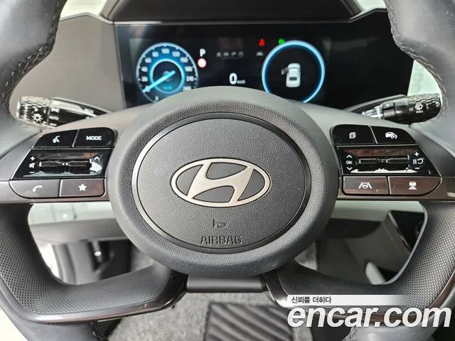 Hyundai Avante CN7 — Фото автомобиля 13