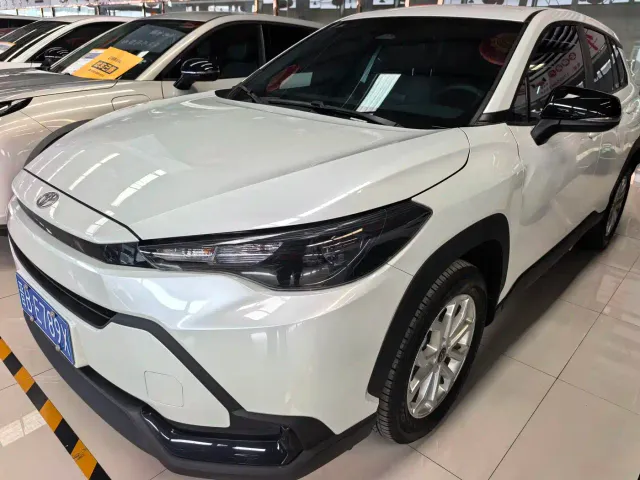 Фотография автомобиля — Toyota Frontlander