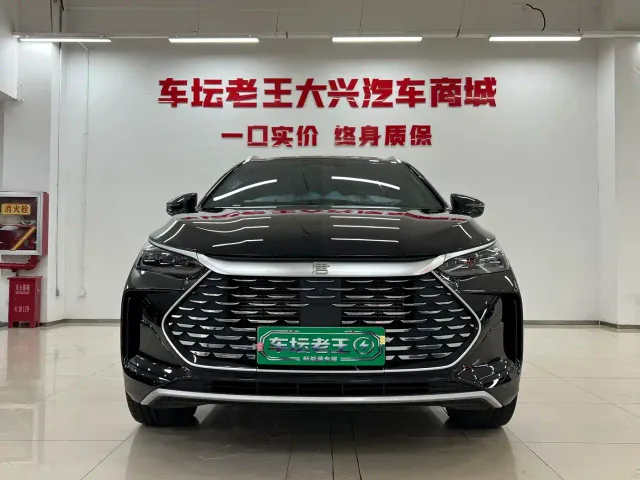 BYD Tang — Фото автомобиля 2