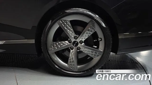 Genesis G80 RG3 — Фото автомобиля 6