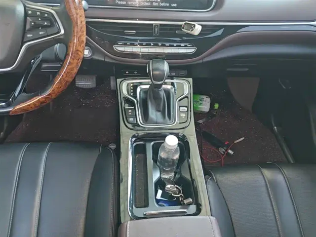 GAC Trumpchi M6 — Фото автомобиля 13