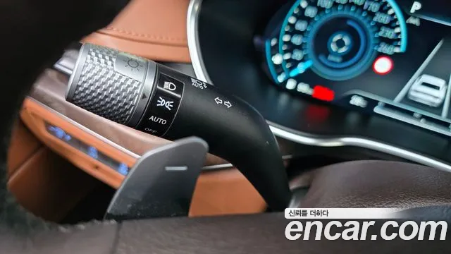 Genesis G80 Бензин 2.5 турбо AWD — Фото автомобиля 26
