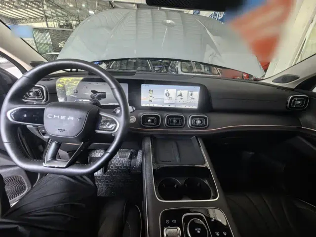 Chery Tiggo 9 — Фото автомобиля 9