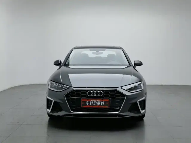Audi A4L — Фото автомобиля 3