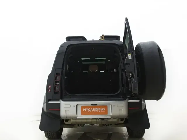 Land Rover Defender — Фото автомобиля 5