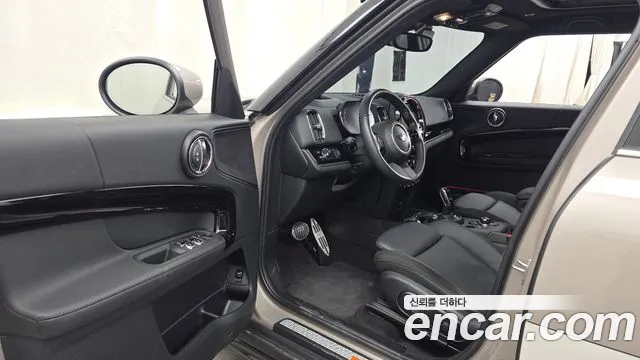 MINI Countryman — Фото автомобиля 10