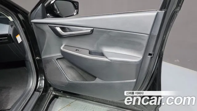 Kia EV6 — Фото автомобиля 19