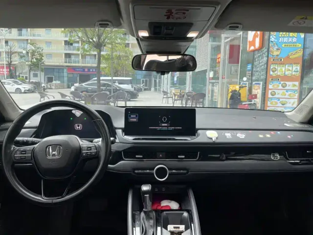 Honda Inspire — Фото автомобиля 7