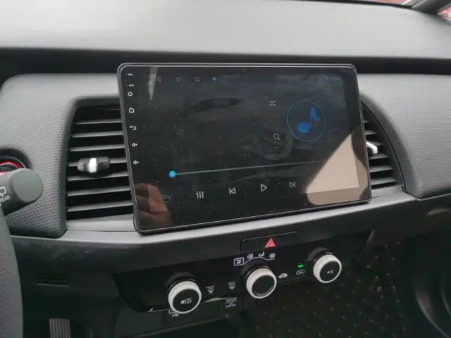 Honda Fit — Фото автомобиля 13