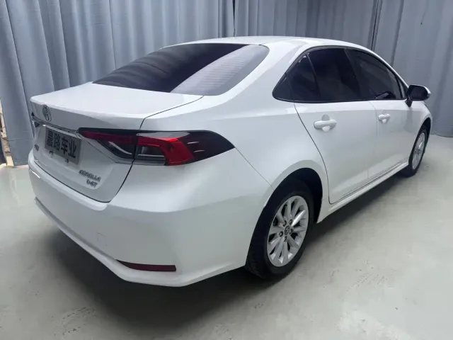 Toyota Corolla — Фото автомобиля 4