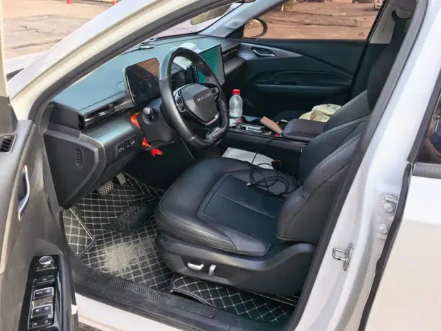 Wuling Starlight — Фото автомобиля 9