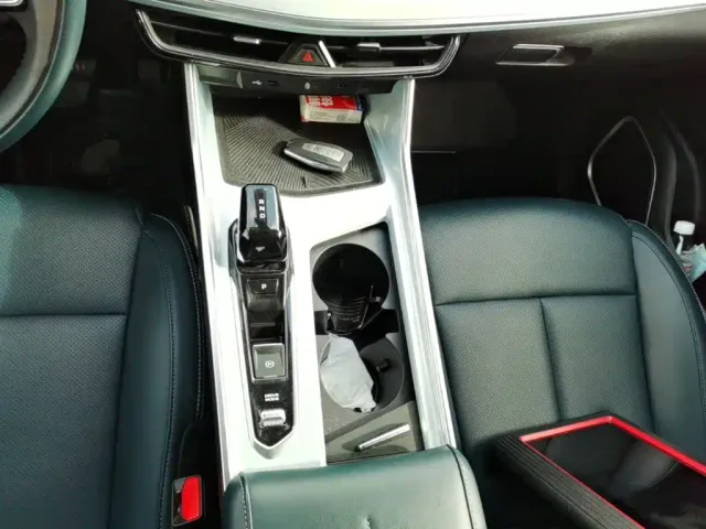 Geely Jiaji — Фото автомобиля 13
