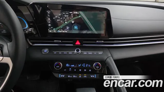 Hyundai Avante CN7 — Фото автомобиля 13