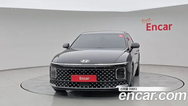 Hyundai Grandeur GN7 — Фото автомобиля 3