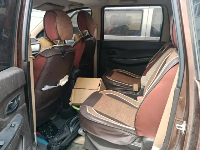 Wuling Hongguang — Фото автомобиля 11