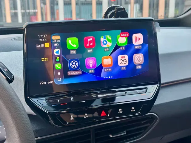 Volkswagen ID.3 — Фото автомобиля 16
