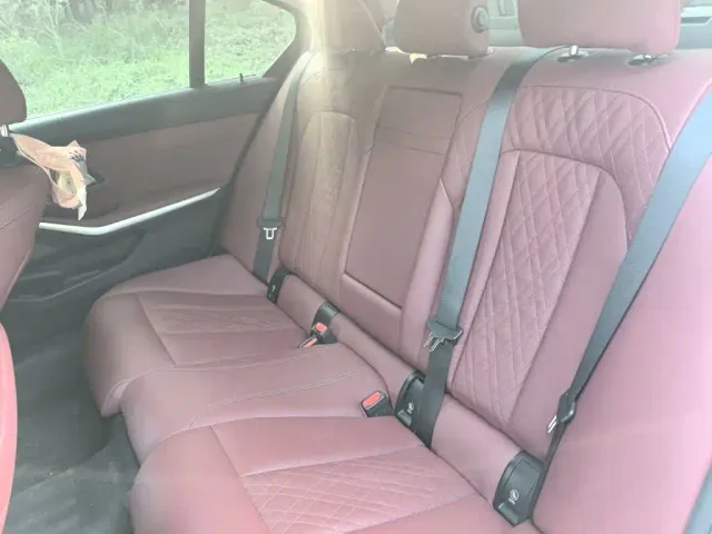 BMW 3 Series — Фото автомобиля 14