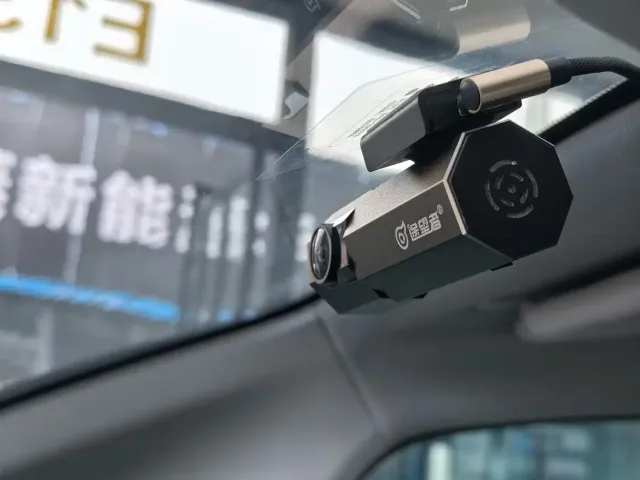 Baojun Baojun KiWi EV 2023 Smart Luxury Edition LFP — Фото автомобиля 19