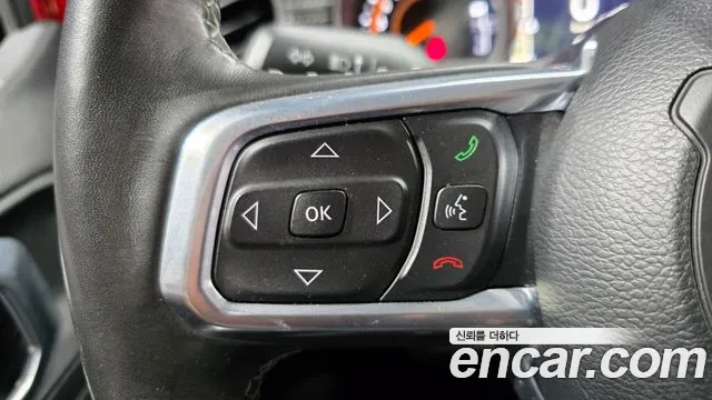 Jeep Wrangler Wrangler (JL) 2.0 Overland 4 двери — Фото автомобиля 29