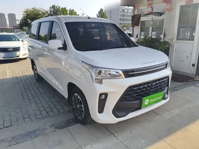 DFSK Fengguang 380 — Фото автомобиля 3