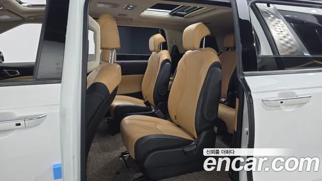 Kia Carnival 4th Gen — Фото автомобиля 17