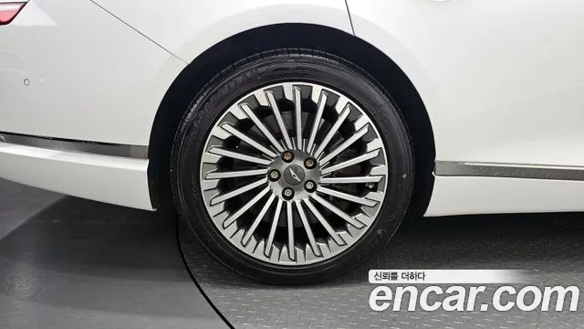 Genesis G80 Electrified G80 (RG3) — Фото автомобиля 3