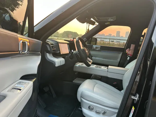 BYD FangChengBao Titanium 7 — Фото автомобиля 15