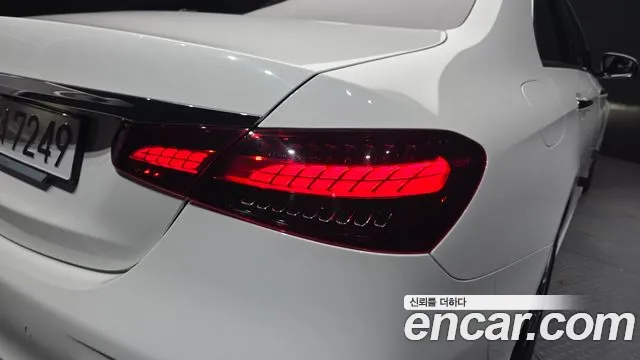 Mercedes-Benz E-Class W213 — Фото автомобиля 8