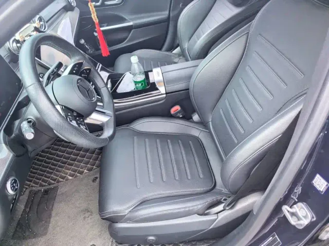 Mercedes-Benz C-Class — Фото автомобиля 11