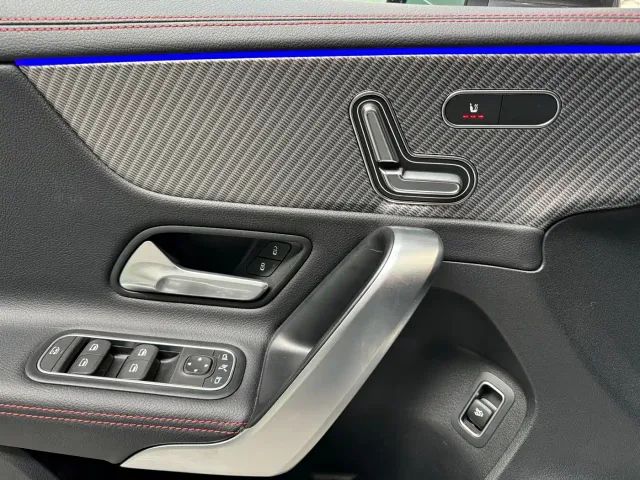 Mercedes-Benz A-Class — Фото автомобиля 7