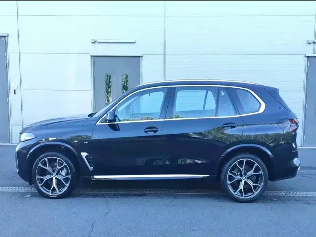 BMW X5 — Фото автомобиля 4