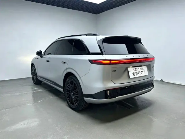 Xpeng G9 — Фото автомобиля 6