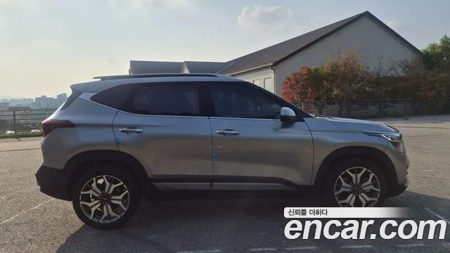 Kia Seltos — Фото автомобиля 7