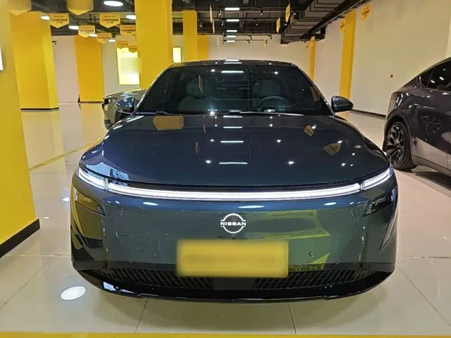 Nissan N7 — Фото автомобиля 2