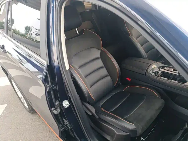 Skyworth Auto Skyworth HT-i — Фото автомобиля 24