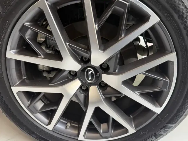 GAC Trumpchi GS8 — Фото автомобиля 16