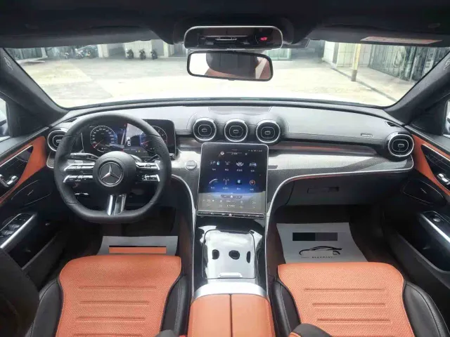Mercedes-Benz C-Class — Фото автомобиля 4