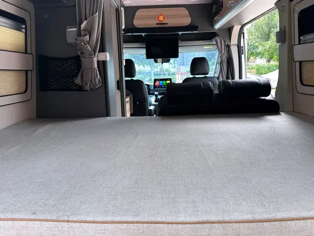 Maxus SAIC Maxus MAXUS V90 RV — Фото автомобиля 9
