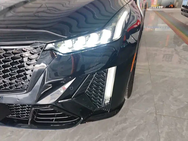 Cadillac CT5 — Фото автомобиля 17