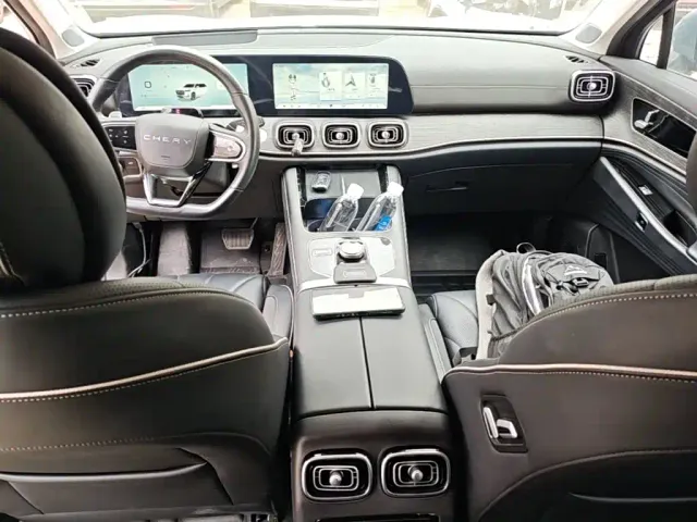 Chery Tiggo 9 — Фото автомобиля 9