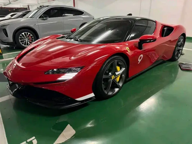 Фотография автомобиля — Ferrari SF90