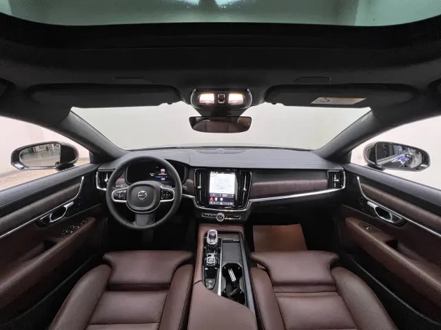 Volvo S90 — Фото автомобиля 8