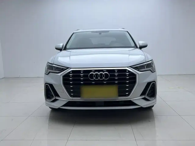 Audi Q3 — Фото автомобиля 3