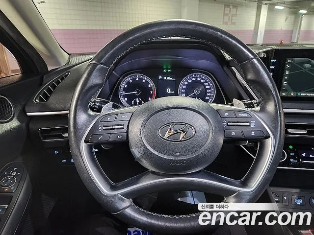 Hyundai Sonata — Фото автомобиля 20