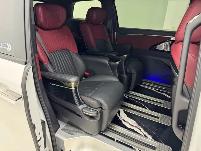 GAC Trumpchi M8 — Фото автомобиля 11