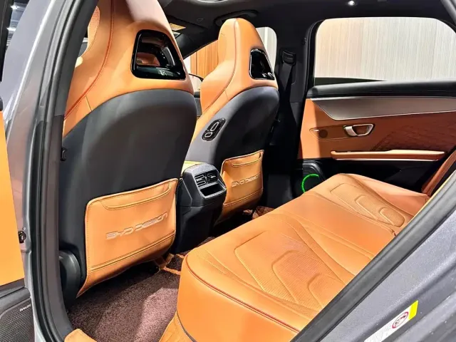 BYD Han — Фото автомобиля 14